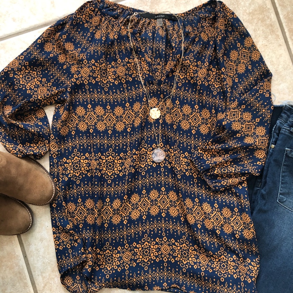 Fun 2 Fun 3/4 Length Blue and Orange Top